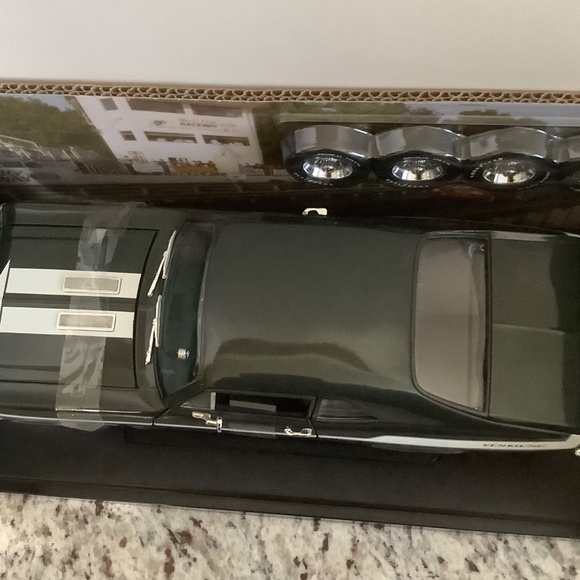 1:18 Scale Ertl Die Cast 1969 Yenko Nova 427. Original - Picture 5 of 10